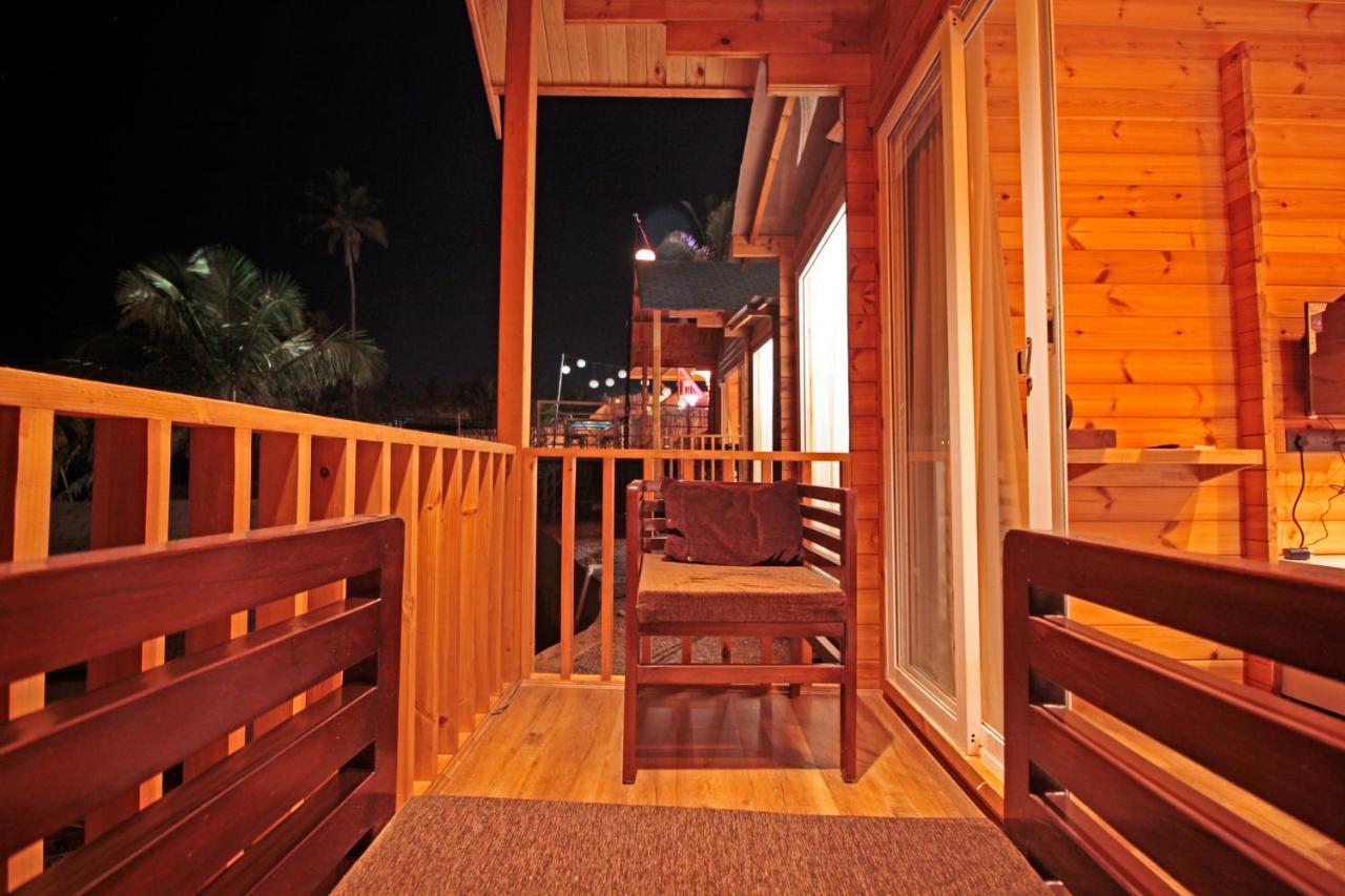 Larive Beach Resort ヴァガトール エクステリア 写真