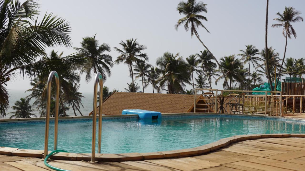 Larive Beach Resort ヴァガトール エクステリア 写真