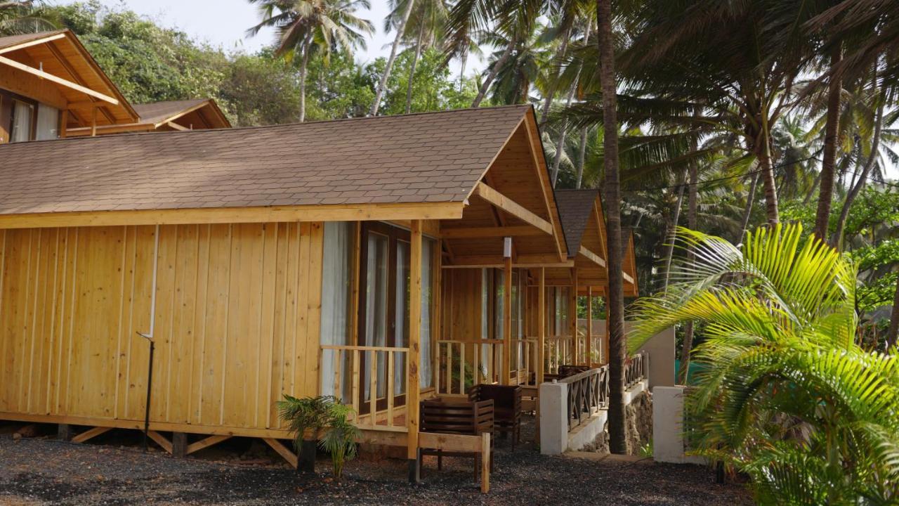 Larive Beach Resort ヴァガトール エクステリア 写真