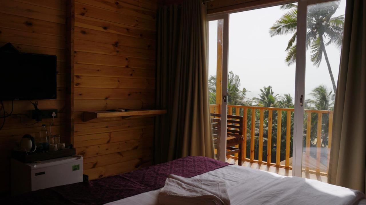 Larive Beach Resort ヴァガトール エクステリア 写真